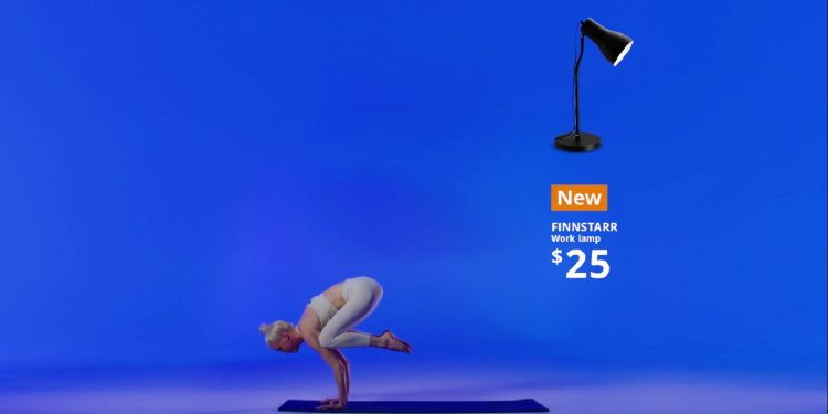 Ikea Yoga Hareketlerini Ürün İsimleriyle Değiştiriyor