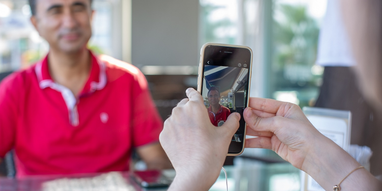 Microsoft’un Yapay Zeka uygulaması Seeing AI Şimdi Türkçe