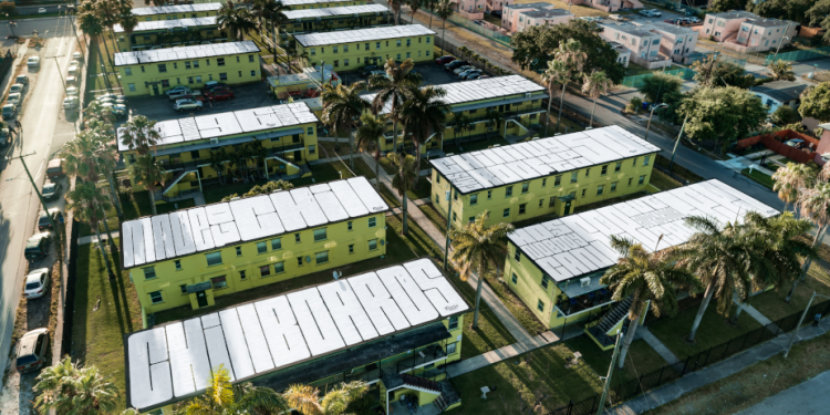 Chillboard: Enerji Tasarruflu Reklam Panoları ile Isıyı Yeniyor