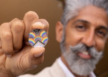 İngiltere, Lgbt+ Renklerinden Oluşan Madeni Parayı Piyasaya Sürdü
