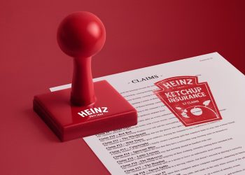 Heinz, ketçap kazalarına karşı "Ketchup Sigortası" ile yaratıcı bir reklam kampanyası başlattı.