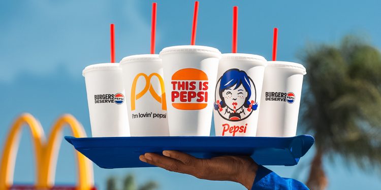 Pepsi’den Gizli Bardaklar Kampanyası